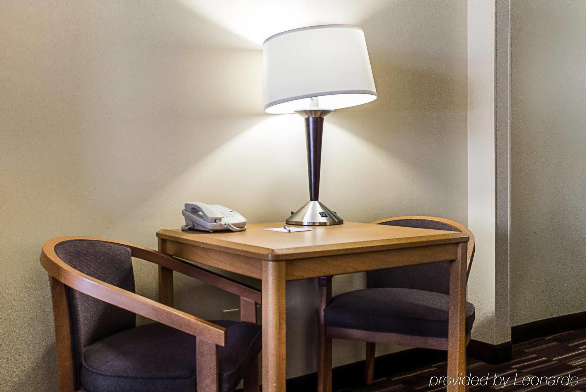 Quality Suites Near West Acres Fargo Esterno foto
